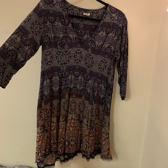 Urban Outfitters Sleeved Dress - Picture 5 of 5